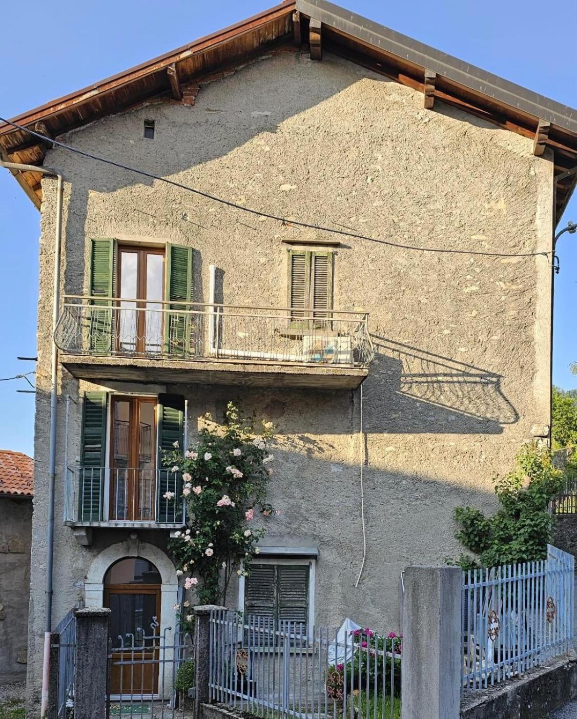Bucaneve Laino Exterior foto